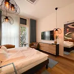 Botaniq Bed & Breakfast Gyula