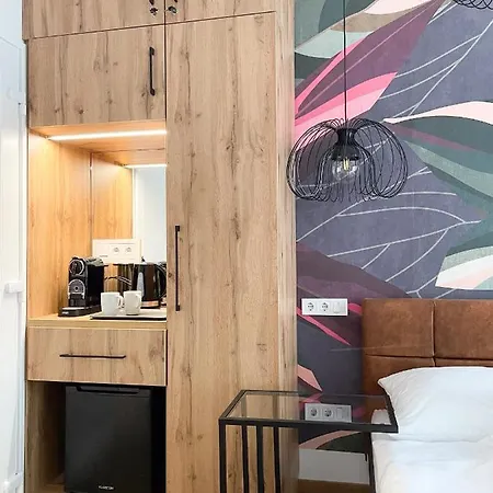 Botaniq فندق مبيت وإفطار 4*