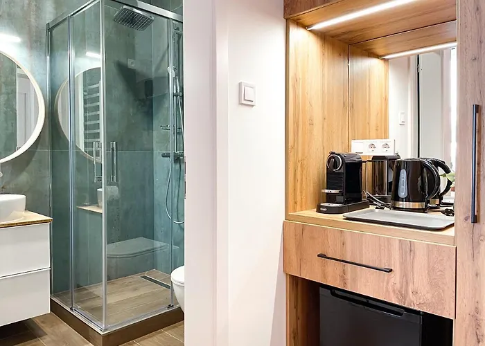 B&B Botaniq 4*